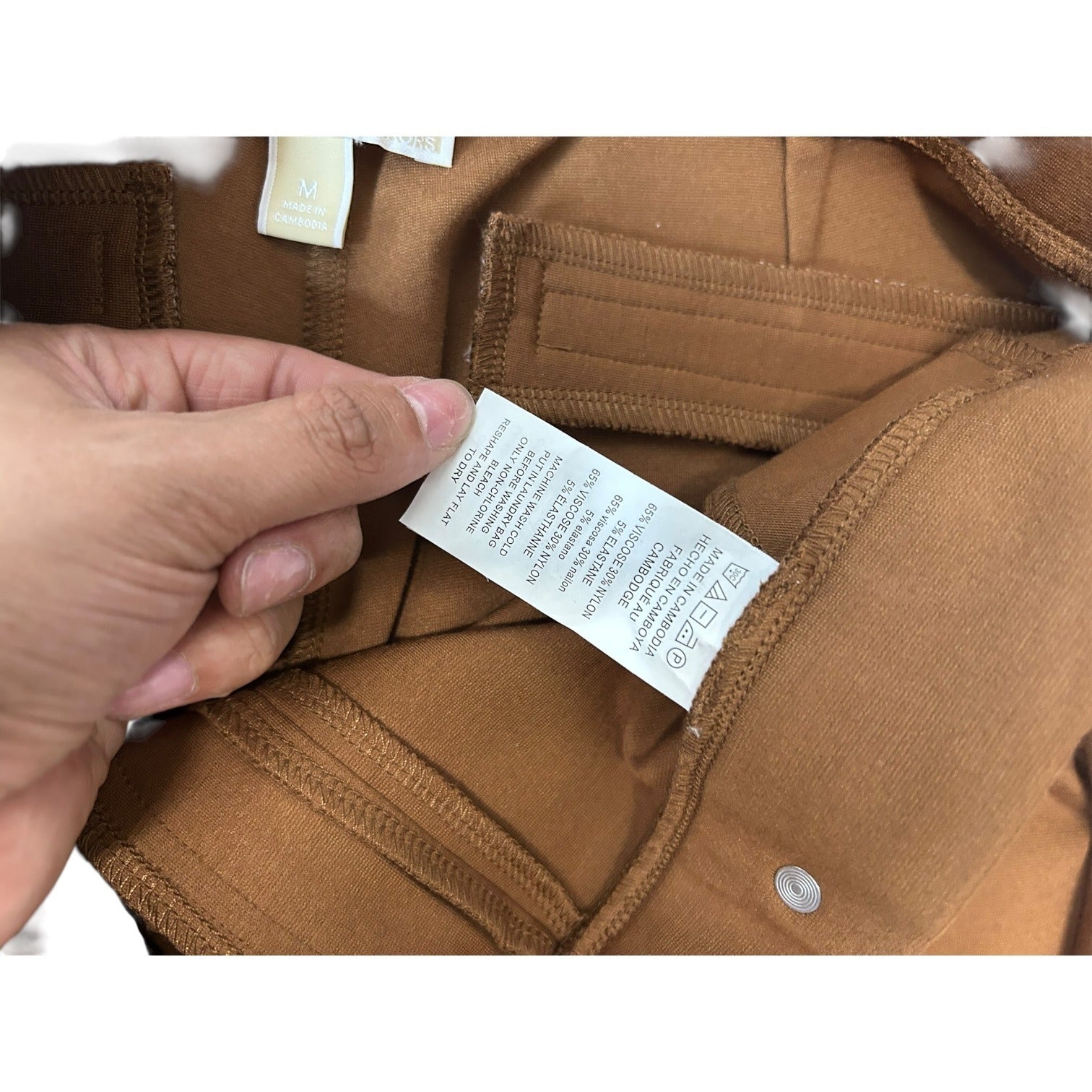 TG-45 Michael Kors Women’s Size Medium Brown Trousers with Gold Tone Button