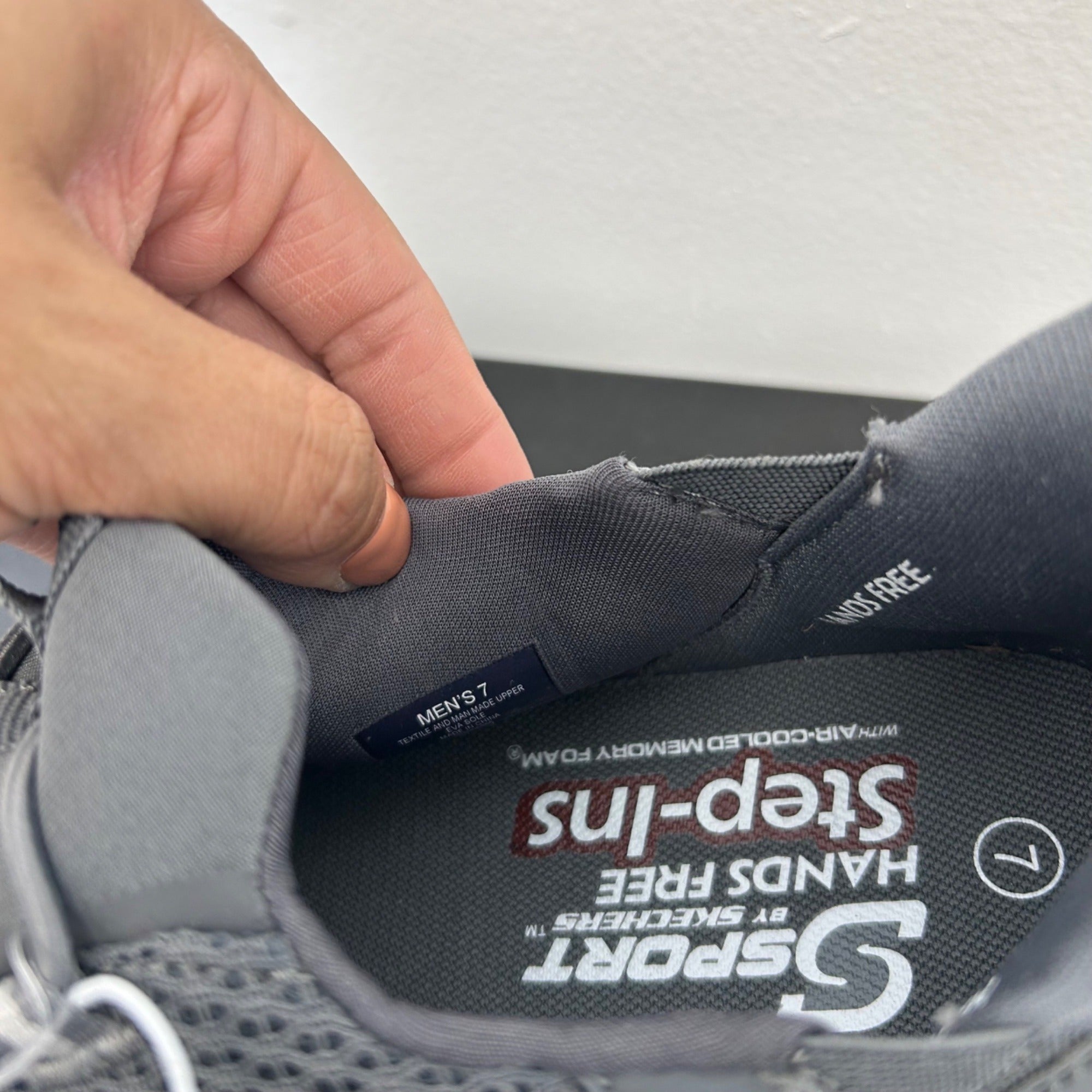 K-16 S Sport By Skechers Size 7 Men's Moralis Step In Elastic Sneakers in Gray