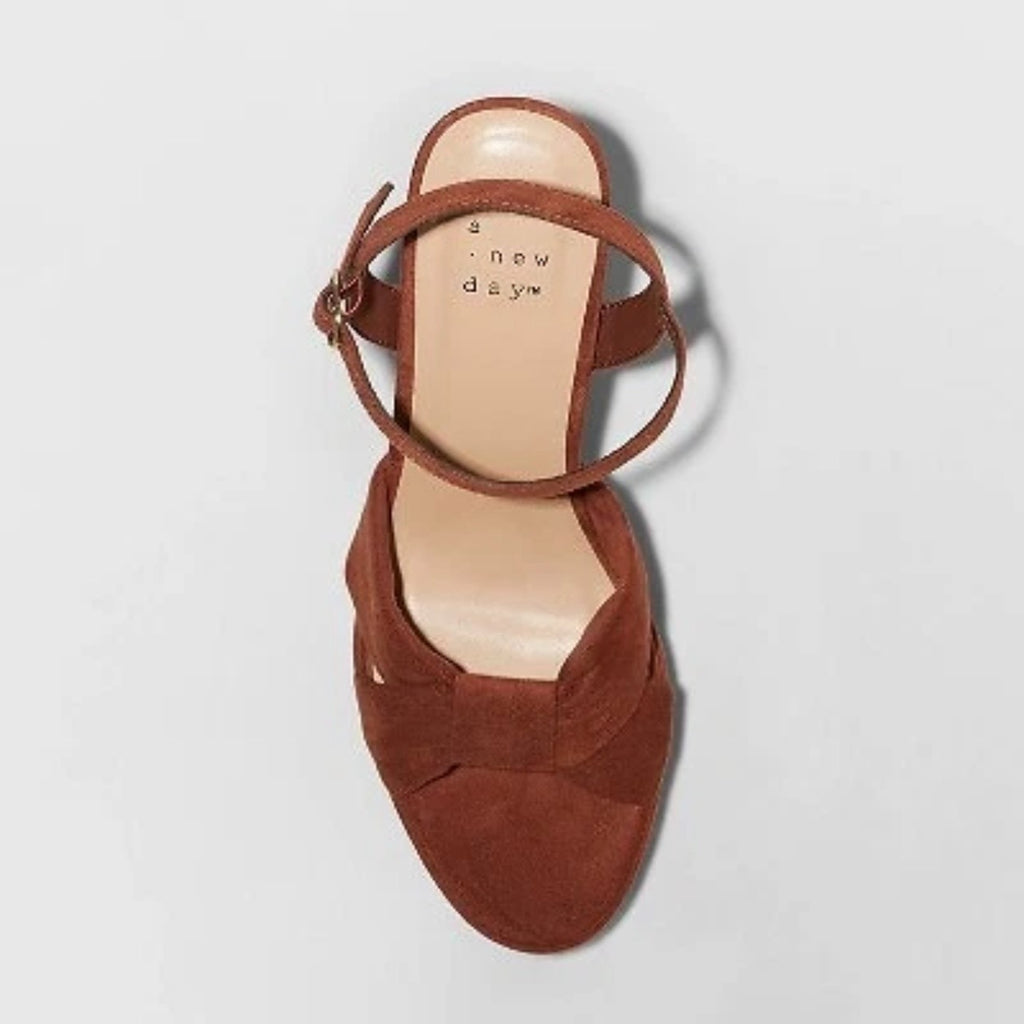 K-34 A New Day Women's Riah Platform Heels in a Brown Faux Suede Size 10