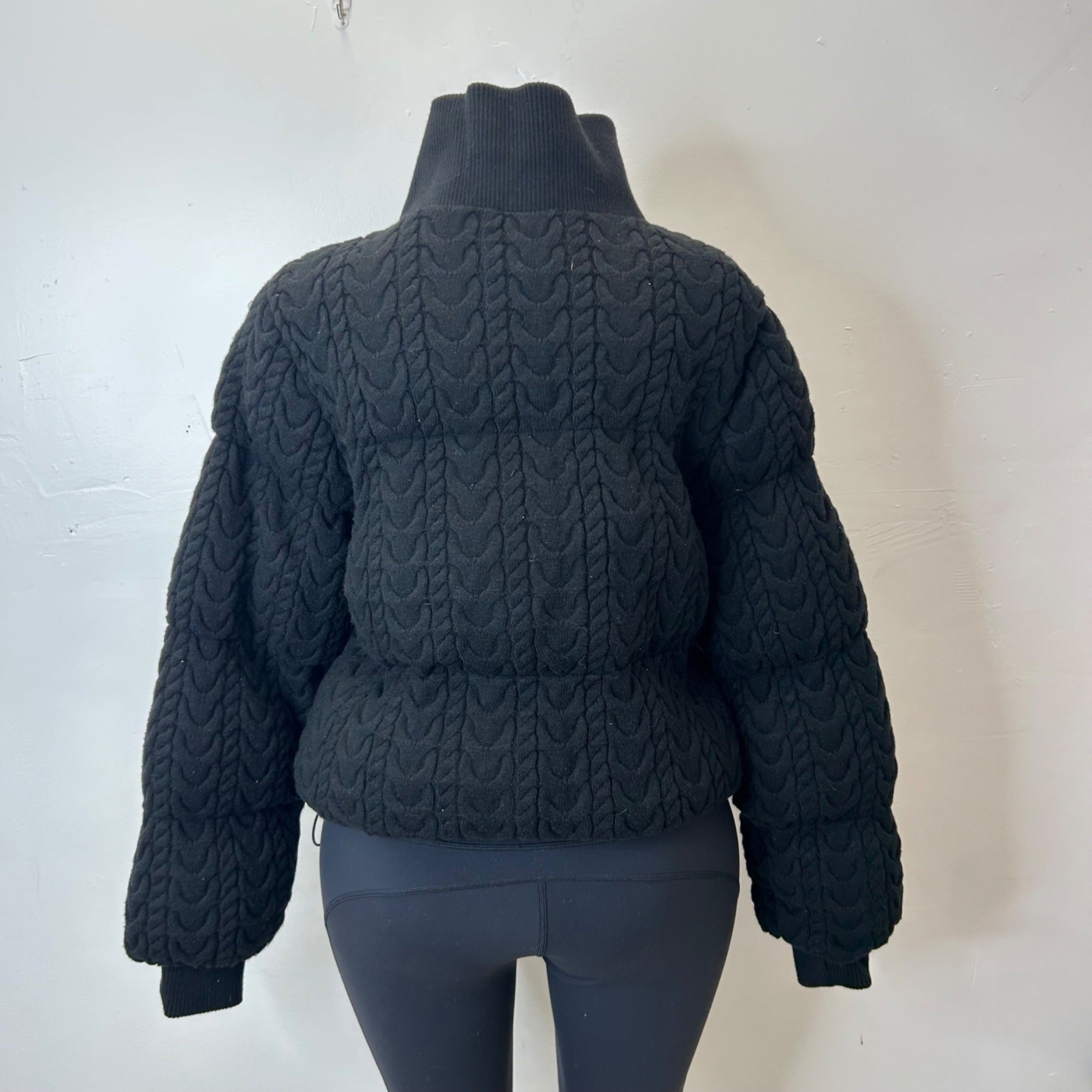 K-101  Women's Puffer Jacket - Black Size Medium