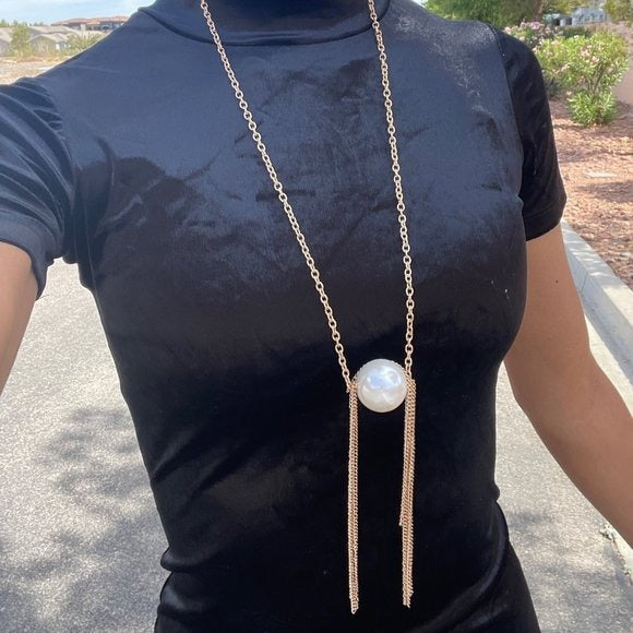 Mia Studio Gold Chain Necklace & Pearl Drop Earrings Set