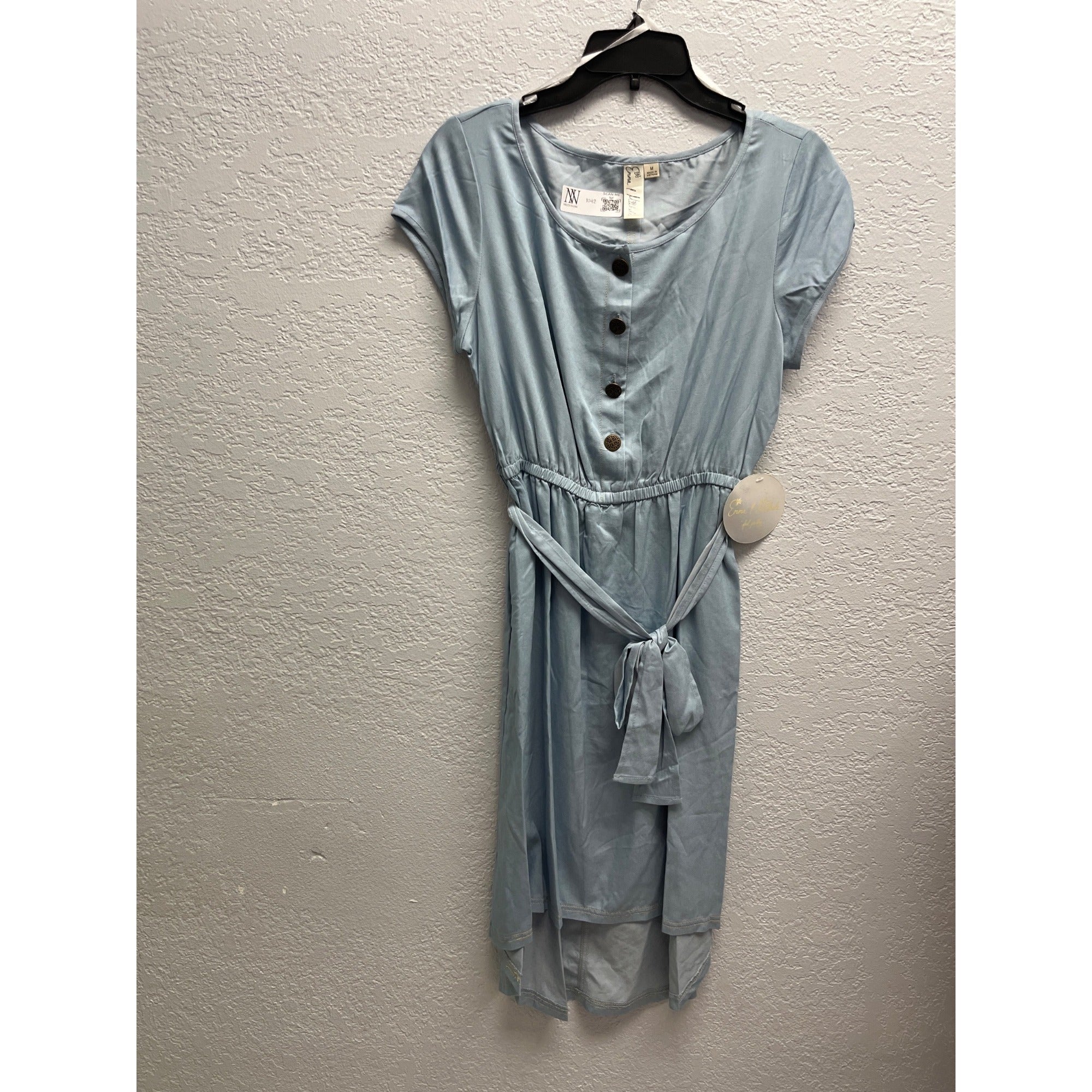 #1042 Emma Michele Size M Light Blue Short Sleeve Tie-Waist Midi Dress