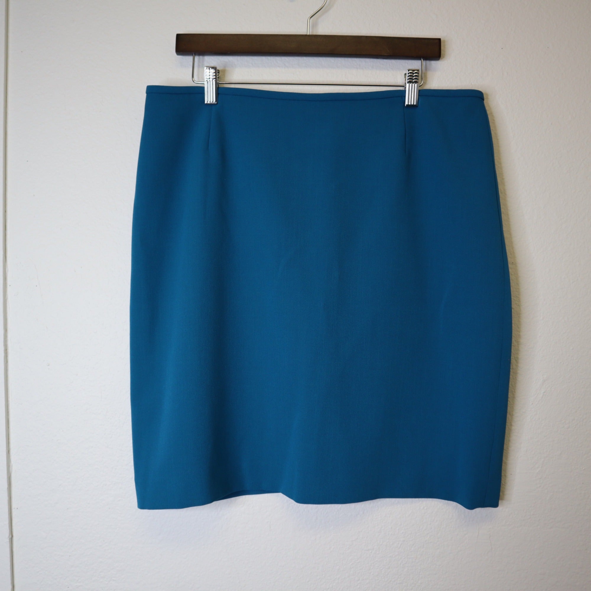 DG-181 Tahari Arthur S. Levine Women's Blazer & Skirt Suit Teal Petite Size 14P