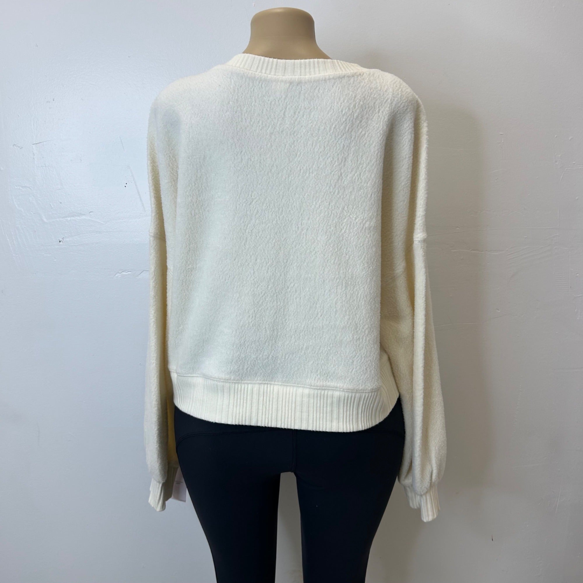 K-98 Auden Women's Teddy Pullover Sweatshirt - White Size XXL