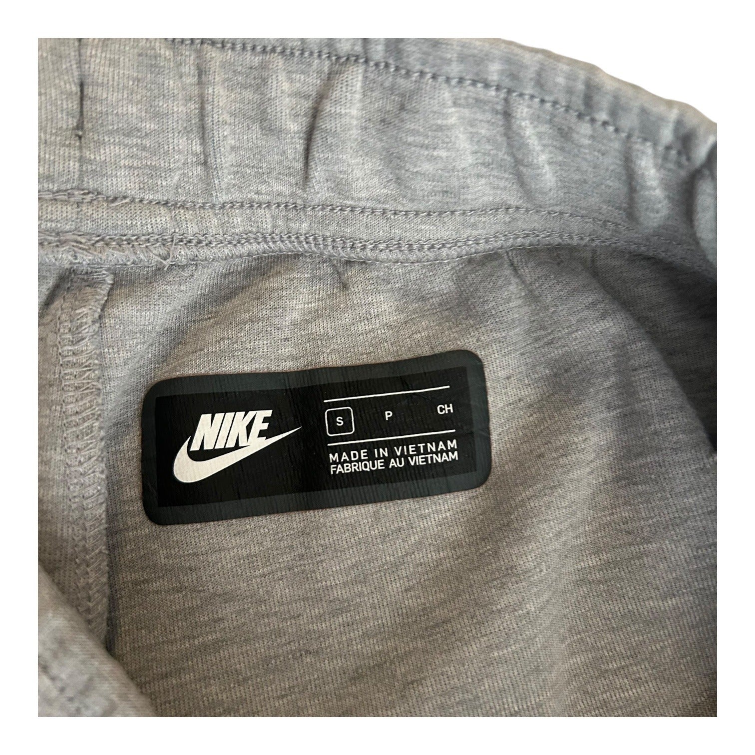 Nike Mens Gray Athletic Shorts Size Small Drawstring Waist Activewear