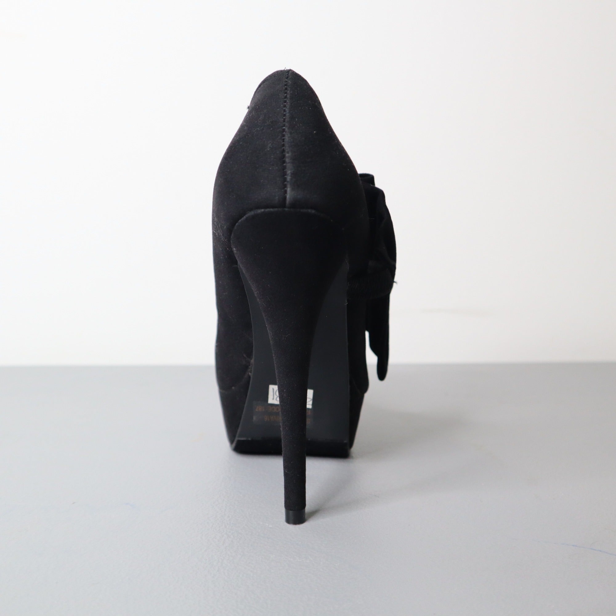 Bumper Black Suede Platform High Heels With Bow Accent Size 7