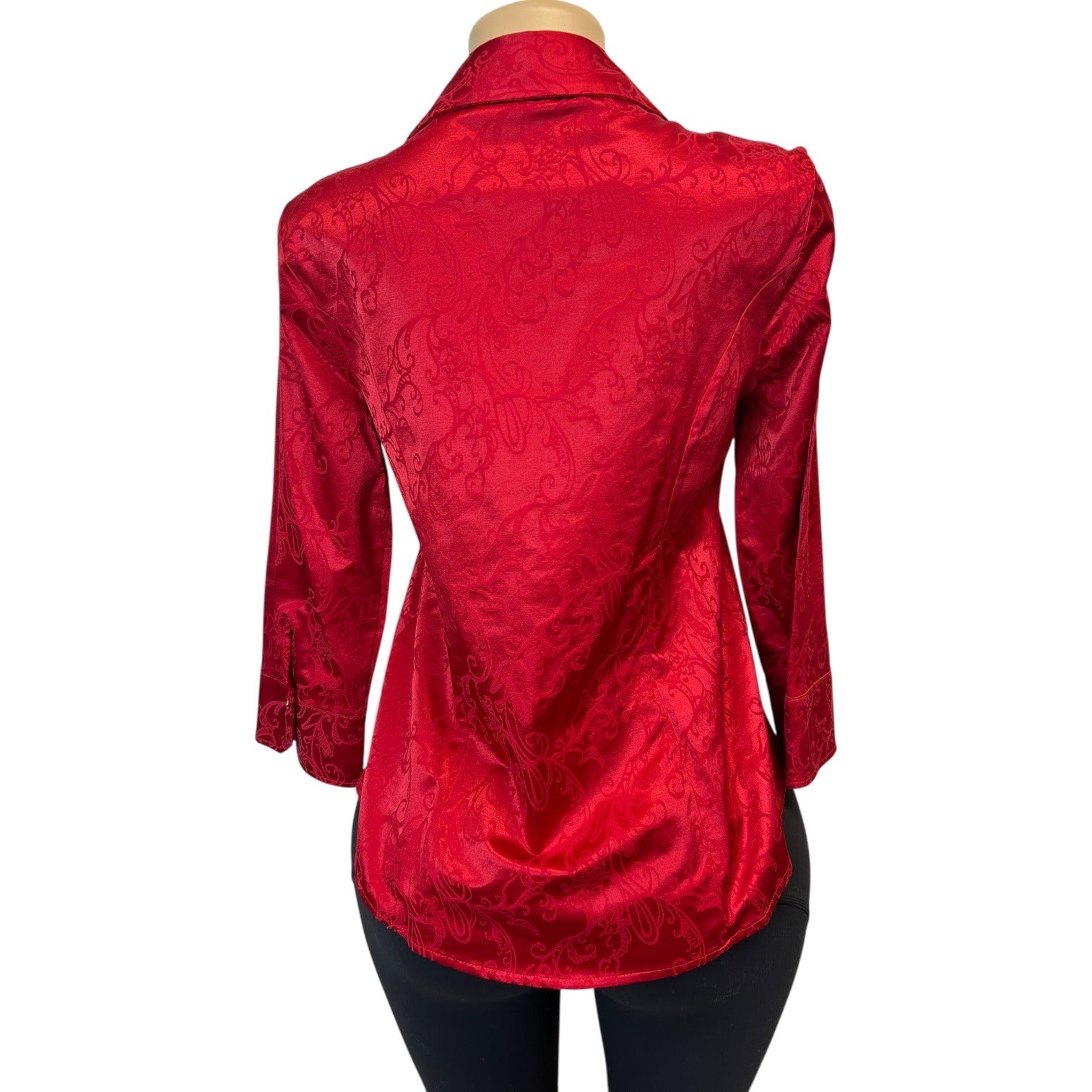 TG-13 Dana Buchman Womens Red Textured Button-Down Blouse Size 7.5