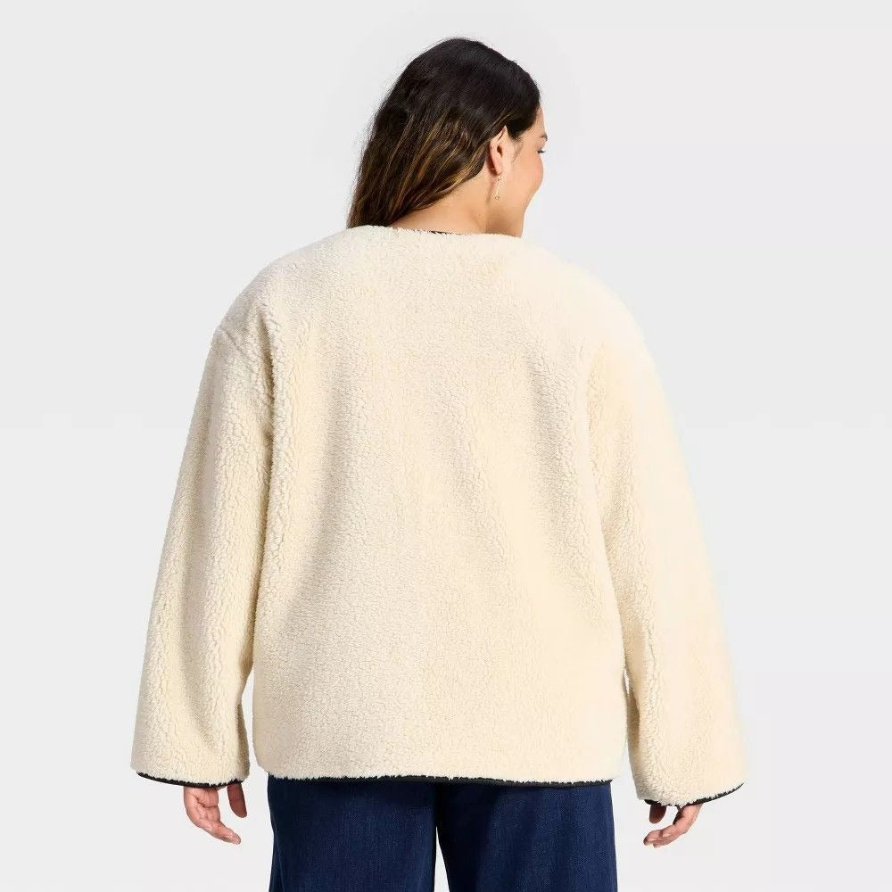 K-110 Universal Thread Women's Faux Sherling Coat - Cream Size Large