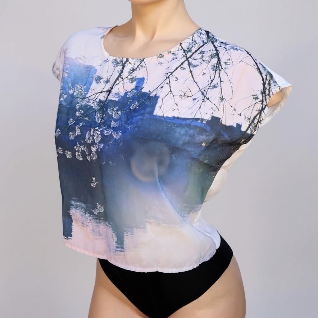Womens Cropped Blouse With Scenic Print Short Sleeve Ivory & Blue