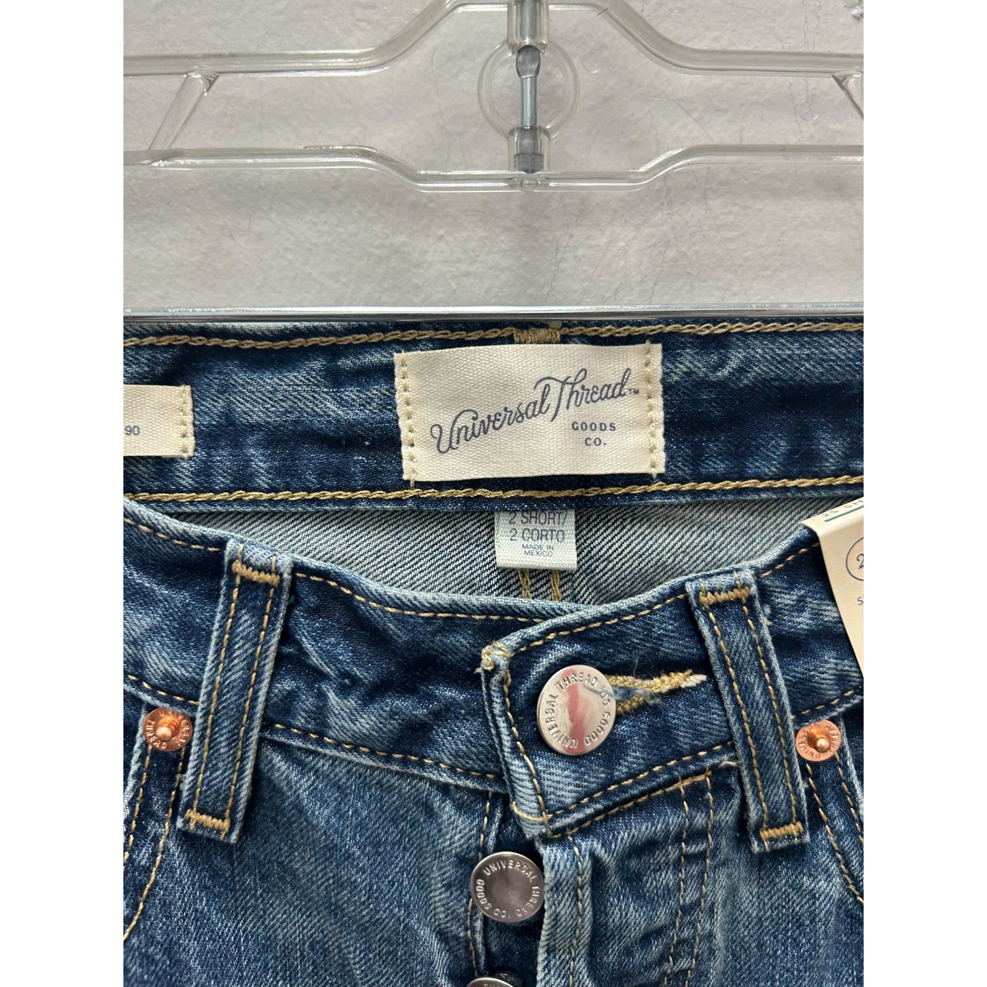 K-144 Universal Thread Womens Size 2 Short 90s Baggy Jeans Mid-Rise Relaxed Fit Dark Wash