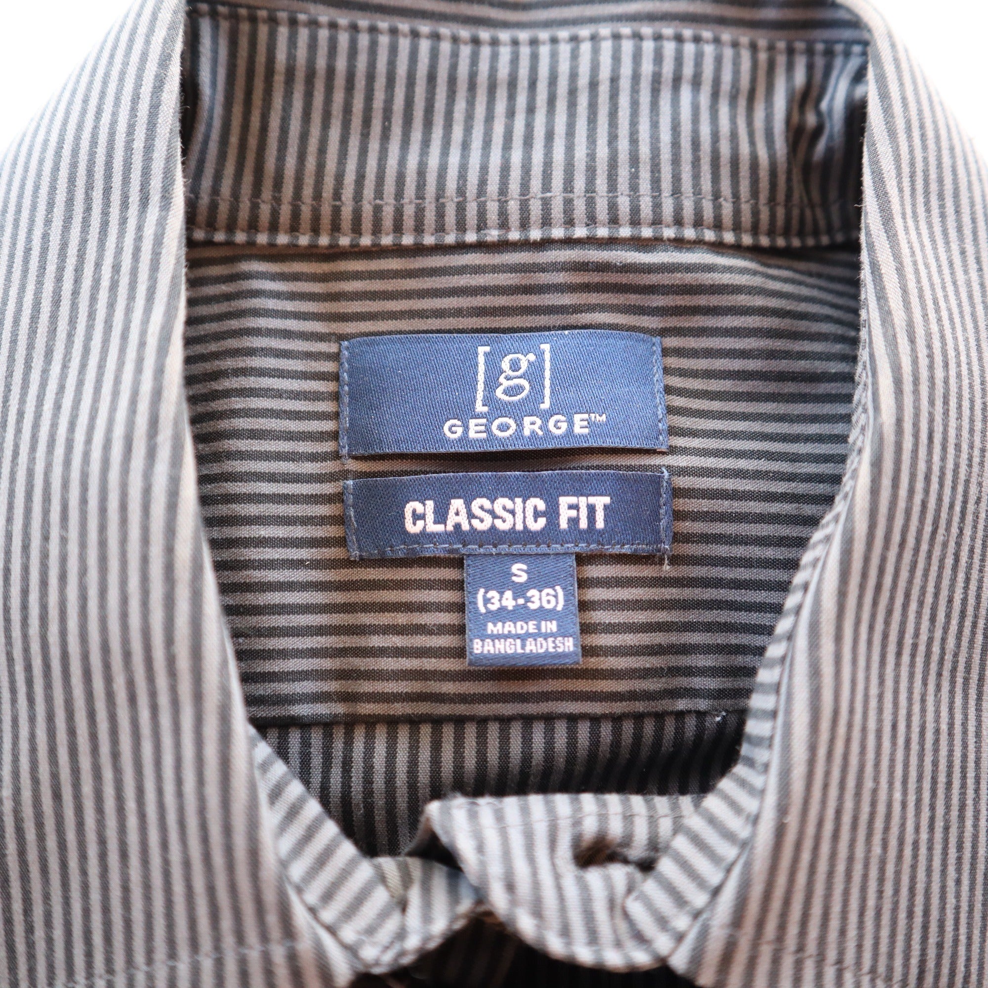 George Classic Fit Mens Dress Shirt Small Gray Stripe With Matching Zipper Tie