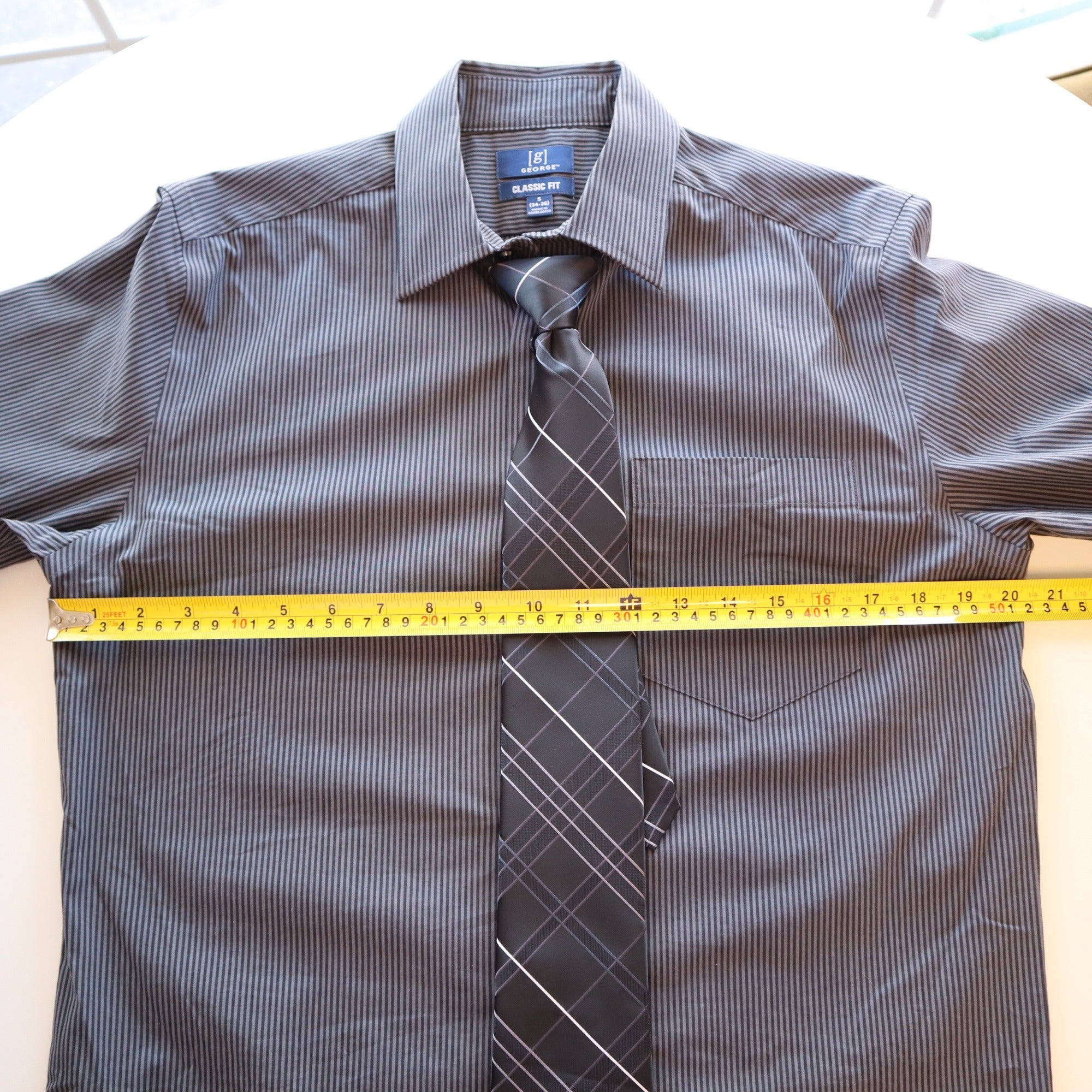 George Classic Fit Mens Dress Shirt Small Gray Stripe With Matching Zipper Tie