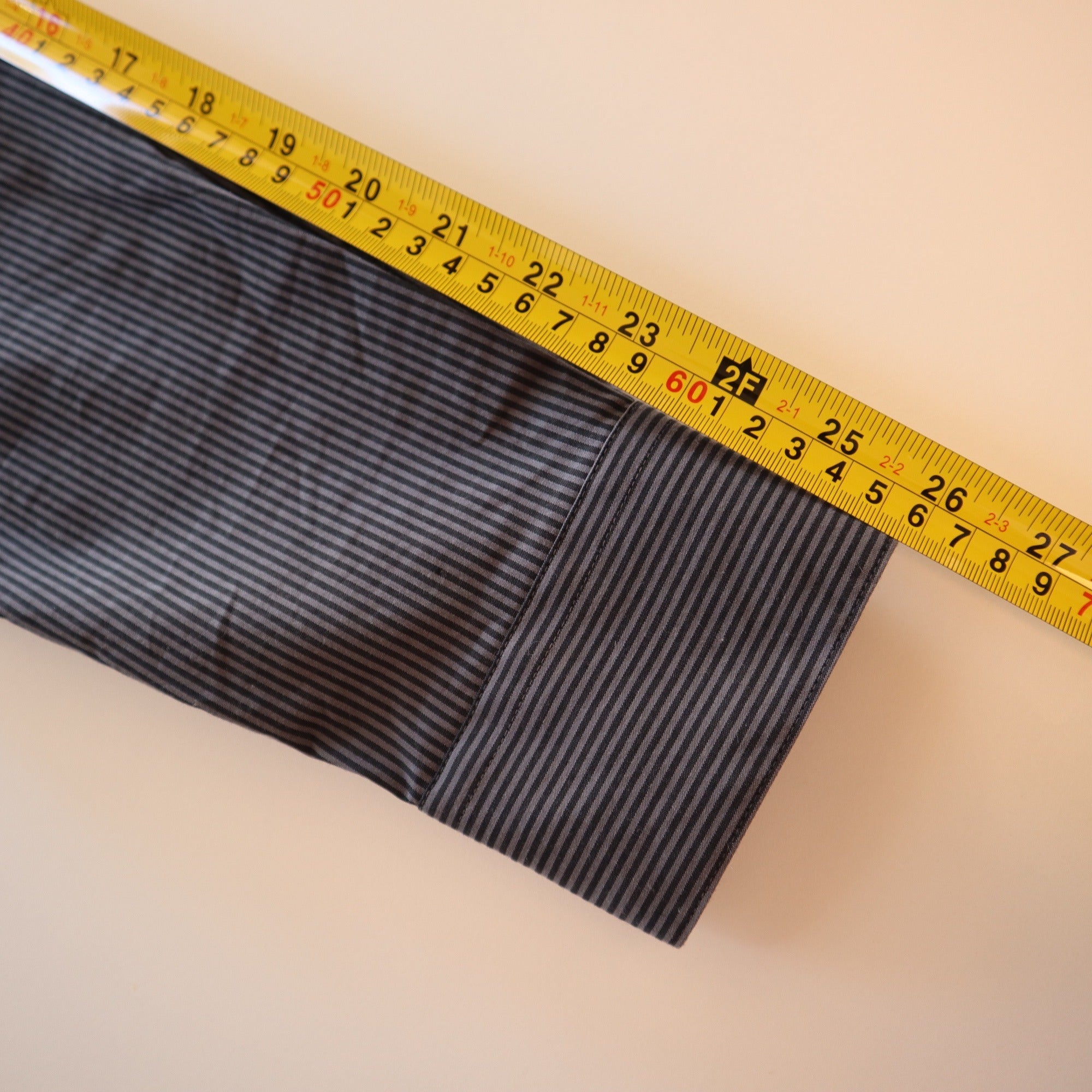 George Classic Fit Mens Dress Shirt Small Gray Stripe With Matching Zipper Tie