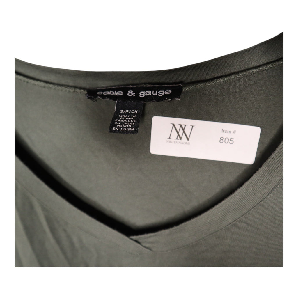 #805 Cable & Gauge Women's Small Pocket T-Shirt, Gray