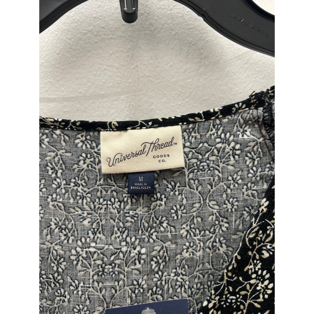 K-234 Universal Thread Size Medium Black & White Floral Print Dress Puff Sleeve