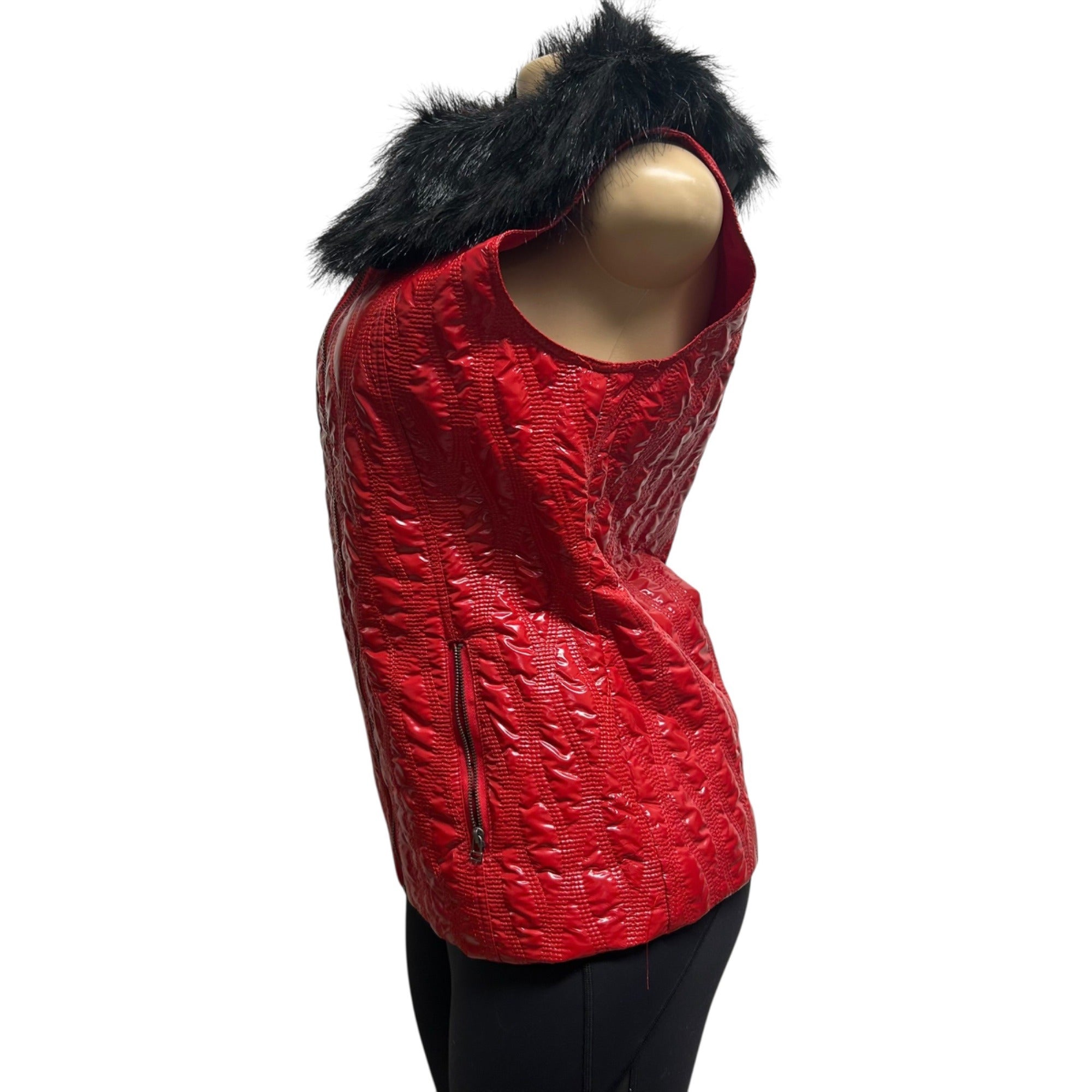 TG-20 G.G. Pink Size Medium Red Quilted Puffer Vest With Black Faux Fur Collar