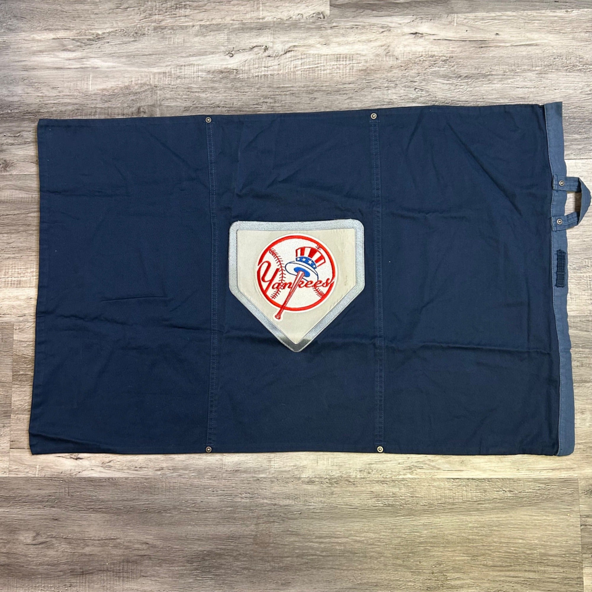 #1025 MLB Yankees Navy Bag With Embroidered Patch - 31x19 Inches Standard Pillowcase