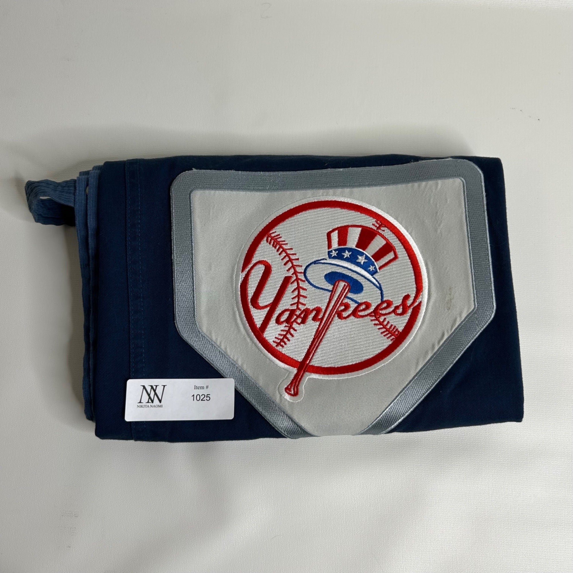 #1025 MLB Yankees Navy Bag With Embroidered Patch - 31x19 Inches Standard Pillowcase